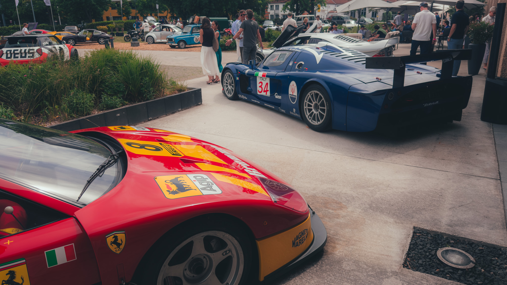 Ferrari F40 LM and Maserati MC12